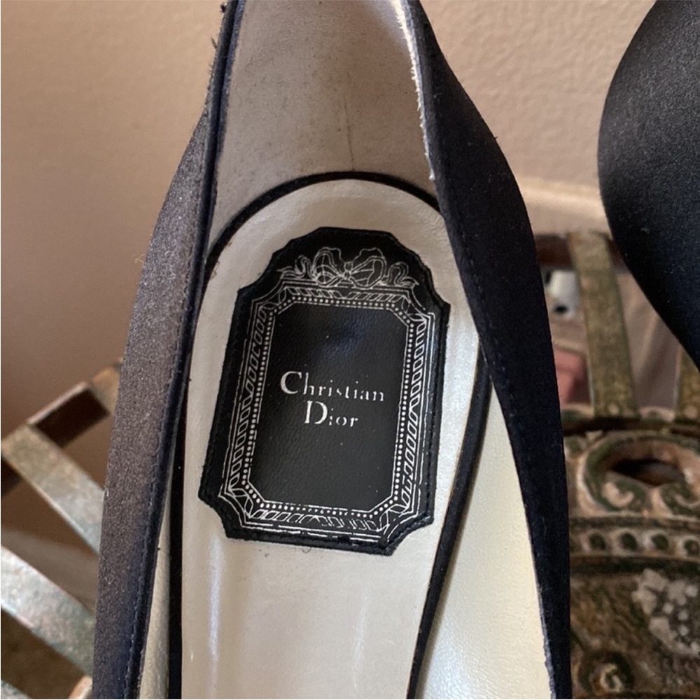 Classic Christian DIOR Black Satin Pointy Toe Kitten Heel Shoes - Picture 9 of 16